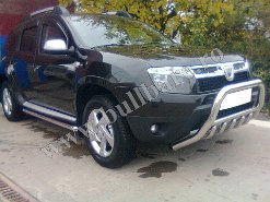 D. Duster Bullbar inox B004 (2) Bullbar inox Dacia Duster, bullbar poliuretan Dacia Duster, praguri inox Dacia Duster, praguri aluminiu Dacia Duster, toros-uri Dacia Duster, scut metalic motor...