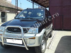 D. Terios 98-06 Bullbar inox B024 (2) Bullbar inox Daihatsu Terios '98-'06, bullbar poliuretan Daihatsu Terios '98-'06, praguri inox Daihatsu Terios '98-'06, praguri aluminiu Daihatsu Terios...