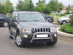 Bullbar inox J. G. Cherokee '05-'10 B001 Bullbar inox Jeep Grand Cherokee '05-'10, bullbar poliuretan Jeep Grand Cherokee '05-'10, praguri inox Jeep Grand Cherokee '05-'10, praguri aluminiu Jeep Grand...