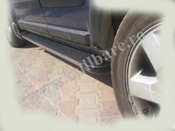 Praguri aluminiu L.R. Discovery 3 '05-'10, cod model P006 (4) Bullbar inox L.R. Discovery 3 '05-'10, bullbar poliuretan L.R. Discovery 3 '05-'10, praguri inox L.R. Discovery 3 '05-'10, praguri aluminiu L.R. Discovery 3...