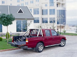 MAZDA B2500 '99-'06 Bullbar inox Mazda B2500 '99-'06, bullbar poliuretan Mazda B2500 '99-'06, praguri inox Mazda B2500 '99-'06, praguri...