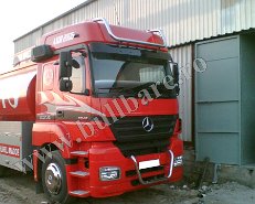 Bullbar inox, suport proiectoare tavan, Mercedes Axor