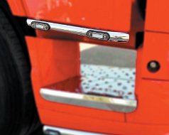 Bara sub portiera Volvo FH4 2013-2020, VF227-550 lei
